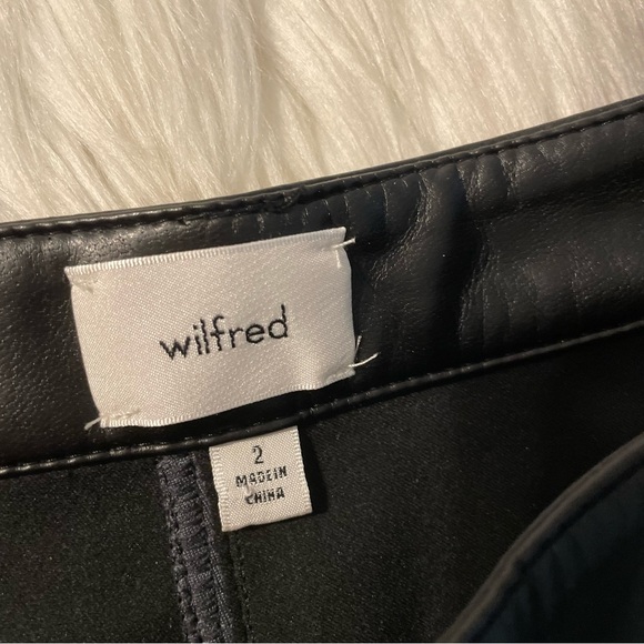 Wilfred Vegan Leather Pants - Size 2 EUC - Picture 3 of 6